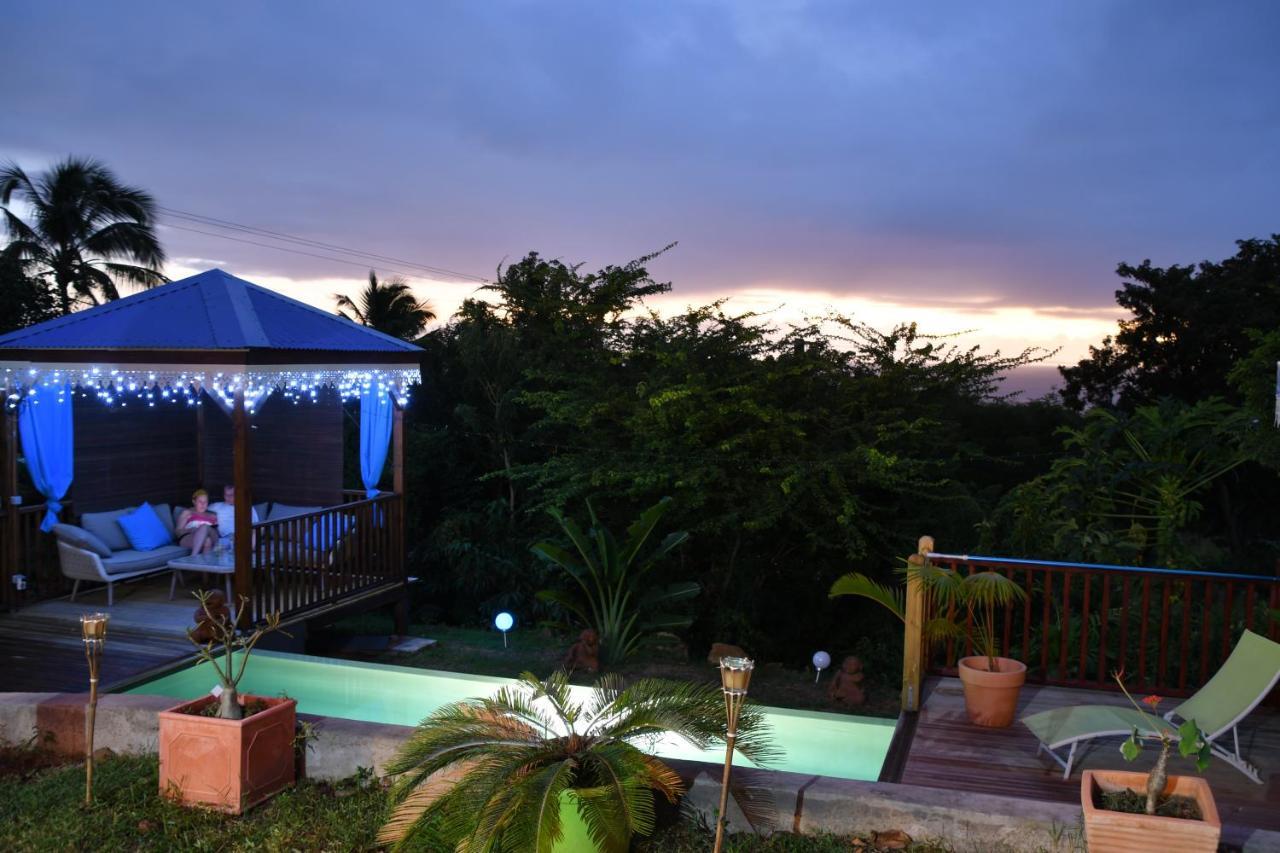 Bungalow La Tortue Bleue Буянт Екстер'єр фото