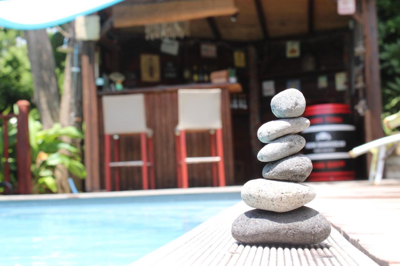 Bungalow La Tortue Bleue Буянт Екстер'єр фото